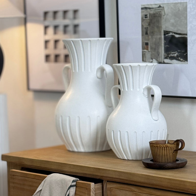 Neue Design Retro Vasen mit Griffen Mattweiße Vase Kleine rustikale Faser-Ton Dekorative Blumenvase