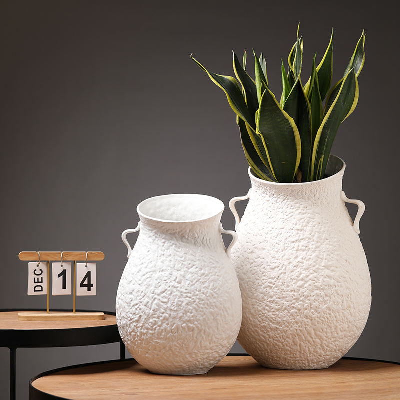 Großhandel weiße Steingut-Vasen und Übertöpfe, Heimdekoration, matte Keramikvasen für Blumen