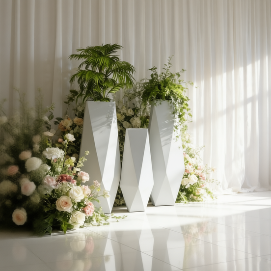 80/100/120cm große dekorative Bodenvase Fabrikpreis Fiberglas Bodenvase für Blumen weiße geometrische hohe Bodenvase