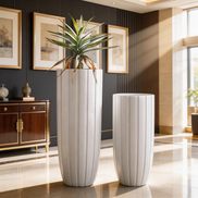 Großer umweltfreundlicher, langlebiger, moderner hoher Bodentopf/Vase für den Innenbereich, Fabrik-Großhandel, weißer zylindrischer großer Blumenkübel aus Fiberglas